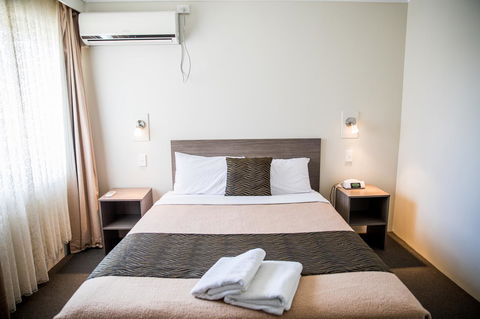 Lilac City Motor Inn & Steakhouse - Accommodation Asia 10