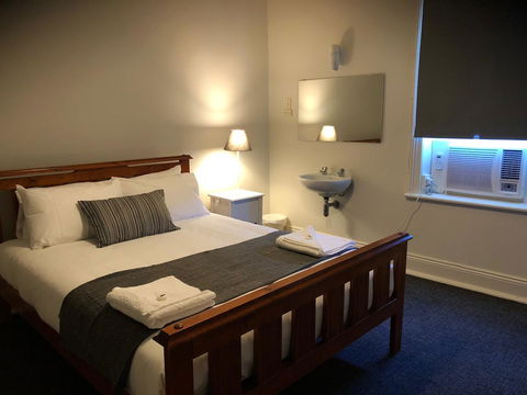 Cornwall Hotel - Accommodation Asia 17