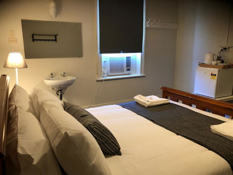 Cornwall Hotel - Accommodation Asia 16