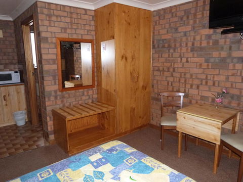 Wintersun Motel - Accommodation Asia 24