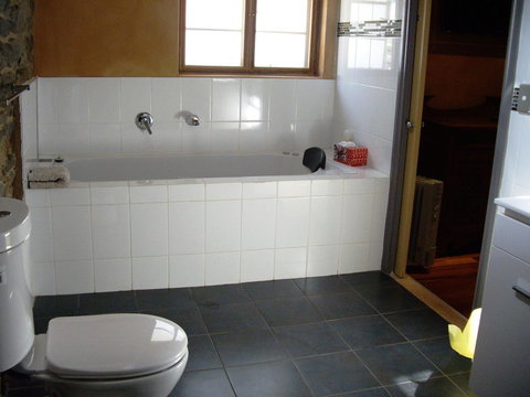 1860 Wine Country Cottages - Accommodation Asia 18