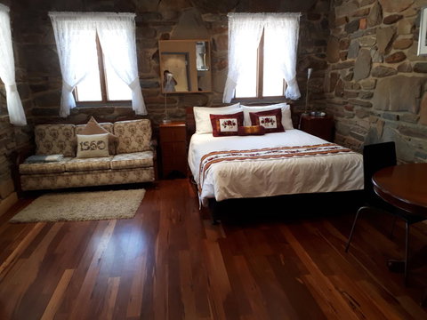 1860 Wine Country Cottages - Accommodation Asia 1