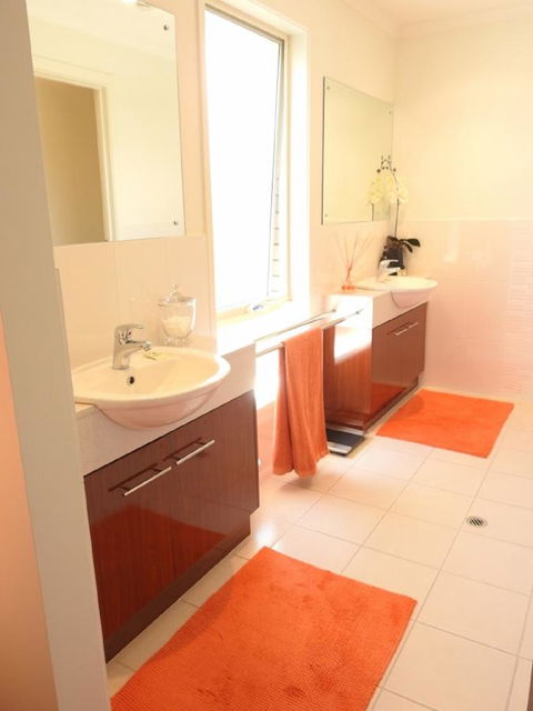 Sanctuary In The Valley - Accommodation Asia 1