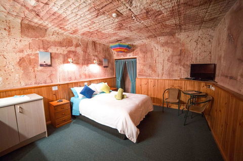 Comfort Inn Coober Pedy Experience - Accommodation Asia 2