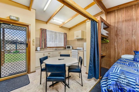 Millicent Hillview Caravan Park - Accommodation Asia 19