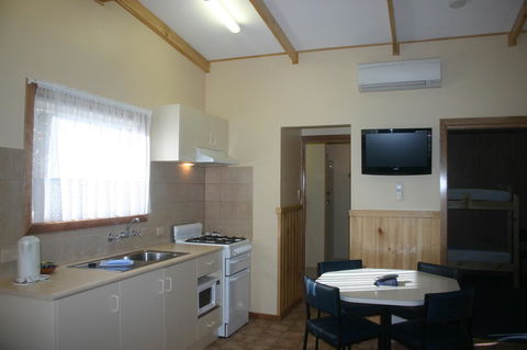 Millicent Hillview Caravan Park - Accommodation Asia 35