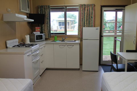 Millicent Hillview Caravan Park - Accommodation Asia 36