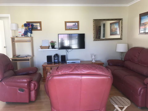 Boomerang Beach House - Accommodation Asia 5