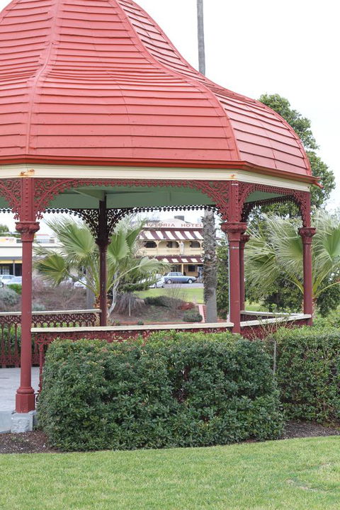 Victoria Hotel Strathalbyn - Accommodation Asia 8