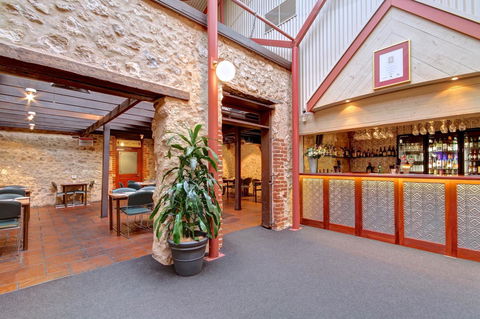 Victoria Hotel Strathalbyn - Accommodation Asia 10