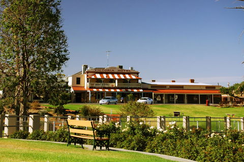 Victoria Hotel Strathalbyn - Accommodation Asia 11