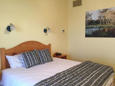 Coonawarra Place Motor Inn - Accommodation Asia 42
