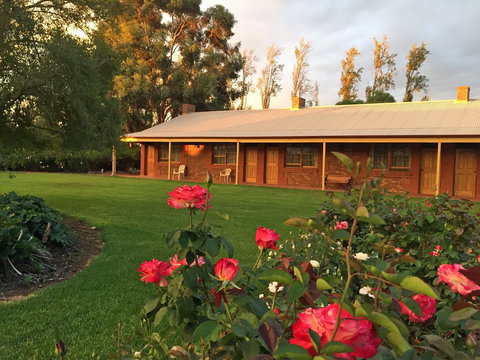 Coonawarra Place Motor Inn - Accommodation Asia 38