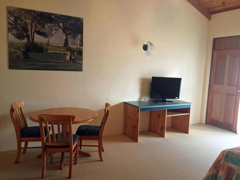 Coonawarra Place Motor Inn - Accommodation Asia 11