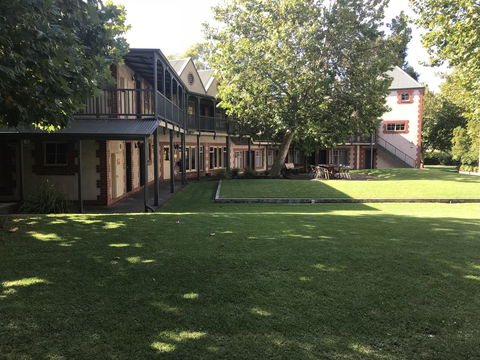 St Francis Winery - Accommodation Asia 0