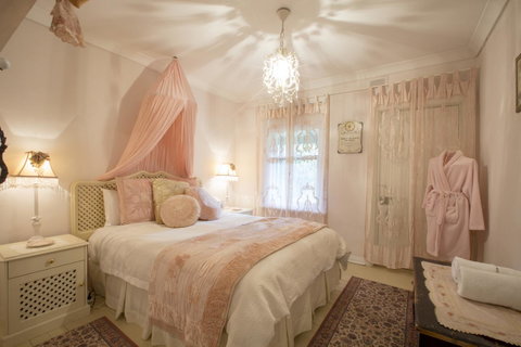 Jasmine\'s Barossa Valley Cottage - Accommodation Guide 6