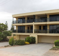 The Lighthouse - Beachfront Accommodation - Accommodation Asia