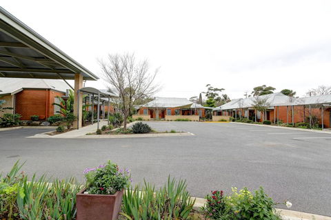 Strath Motel - Accommodation Asia 21