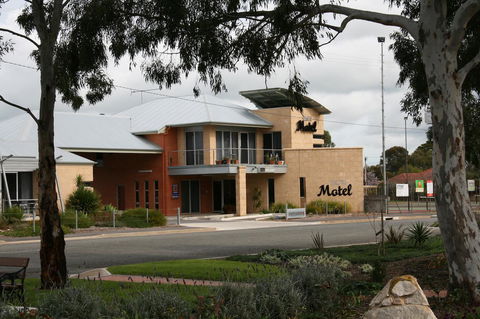 Strath Motel - Accommodation Asia 7