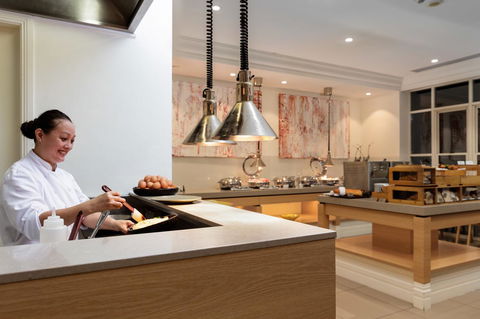 Rydges Newcastle - Accommodation Guide 31