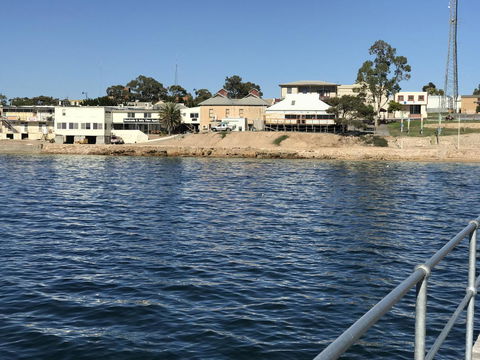 Beachside & Jetty View Apartment 6 - Captain\'s Apt - Accommodation Asia 39