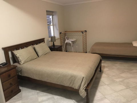 Beachside & Jetty View Apartment 6 - Captain\'s Apt - Accommodation Asia 41