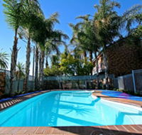 Cattlemans Country Motor Inn  Serviced Apartments - Accommodation Asia