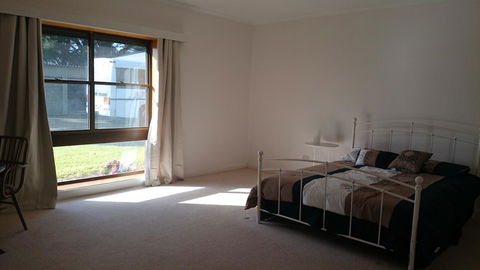 Hilltop Escape - Accommodation Asia 12