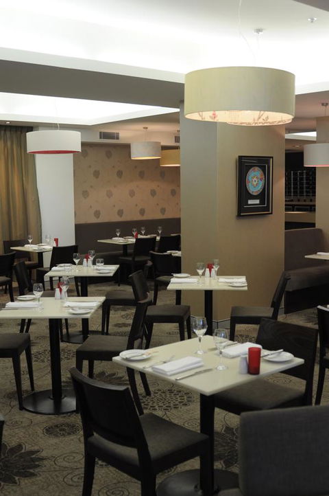 HotelMOTEL Adelaide - Accommodation Asia 15