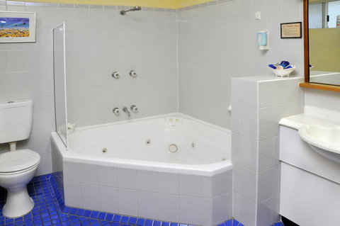 Aston Motel Yamba - Accommodation Asia 8