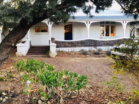 Belmore Cottage - Accommodation Asia 0