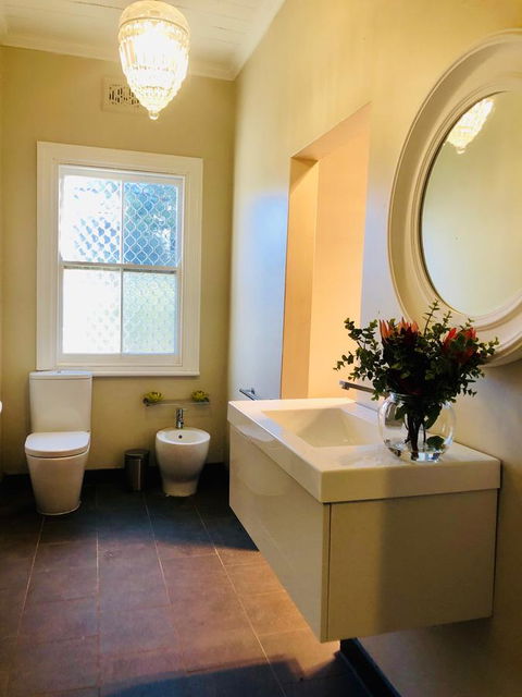 Belmore Cottage - Accommodation Asia 13