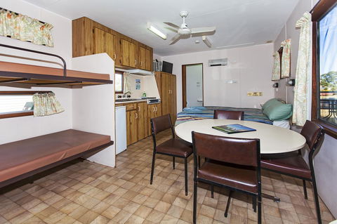 Echo Holiday Parks - Naracoorte - Accommodation Asia 1
