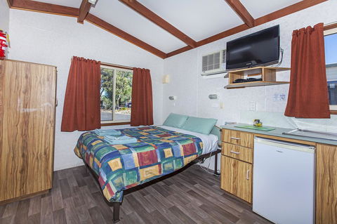 Echo Holiday Parks - Naracoorte - Accommodation Asia 42