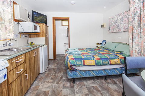 Echo Holiday Parks - Naracoorte - Accommodation Asia 11