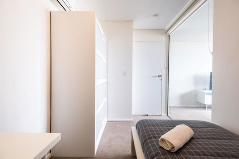 Modern 2 Bedroom+WIFI/Netflix/Parking+Great Views! - Accommodation Asia 31