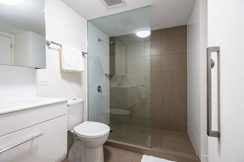 Modern 2 Bedroom+WIFI/Netflix/Parking+Great Views! - Accommodation Asia 22