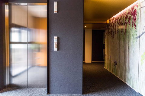 Modern 2 Bedroom+WIFI/Netflix/Parking+Great Views! - Accommodation Asia 32