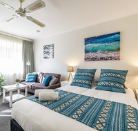 Aqua Waves Glenelg Central Studios - Accommodation Guide