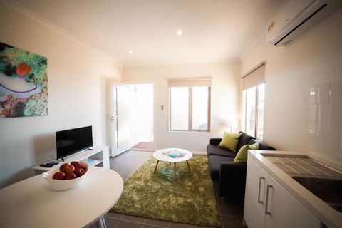 Exmouth Escape Resort - Accommodation Guide 24