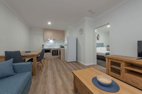 Jurien Bay Motel Apartments - Accommodation Asia 4