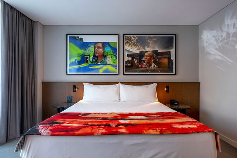 The Adnate Perth - Art Series - Accommodation Guide 16