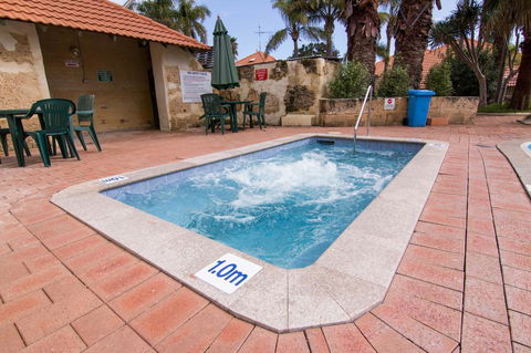 Mandurah Family Resort - Accommodation Asia 26