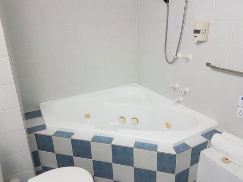 Mandurah Family Resort - Accommodation Asia 2