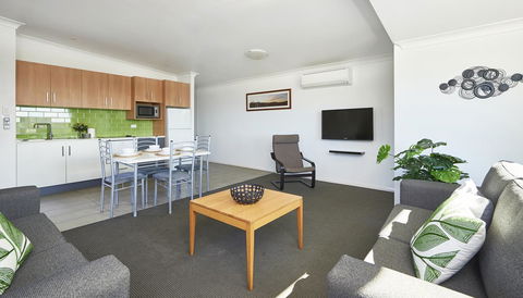 Harbour View Apartments - Accommodation Asia 5