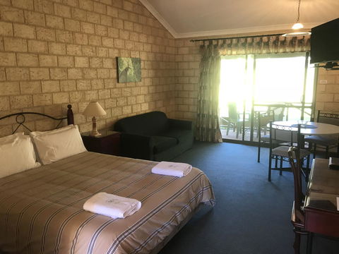 Karri Forest Motel - Accommodation Asia 23