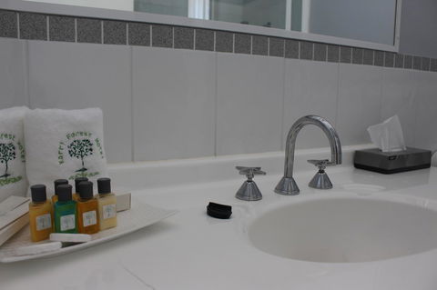 Karri Forest Motel - Accommodation Asia 41