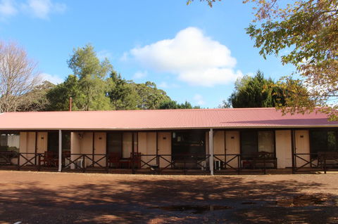 Karri Forest Motel - Accommodation Asia 44