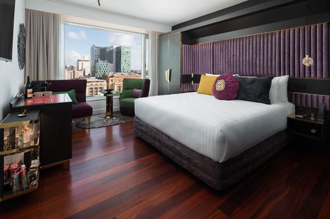 QT Perth - Accommodation Guide 1