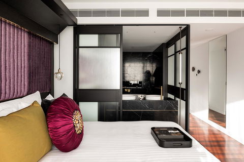 QT Perth - Accommodation Guide 32